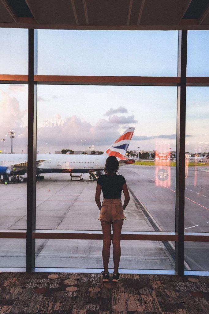cancelacion-vuelo-ryanair-CHICAmirandoavion