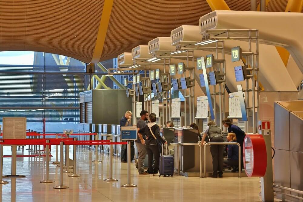 equipaje-perdido-iberia mostrador aeropuerto